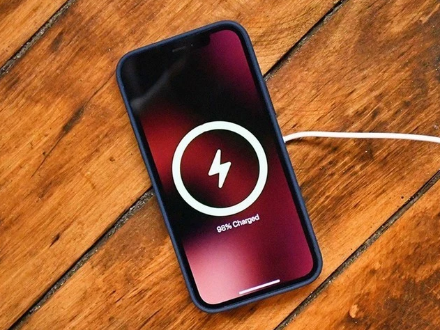 奉节苹果手机维修分享iPhone 12可以随便充电吗 